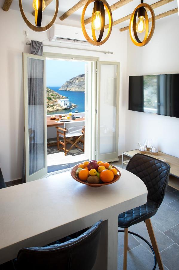 Droufakos' Home, Lux Seafront Apartment W. View Cherronisos (Sifnos) Exterior foto